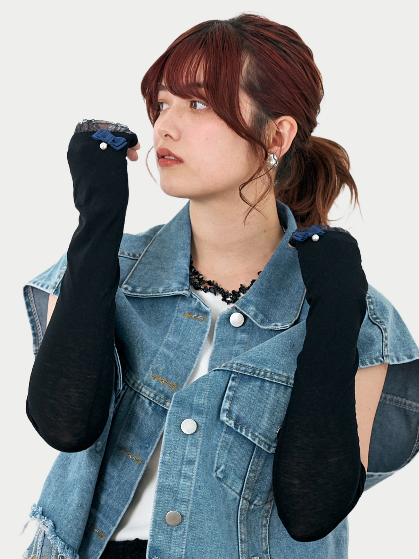 Pearl Ribbon Arm-Cover