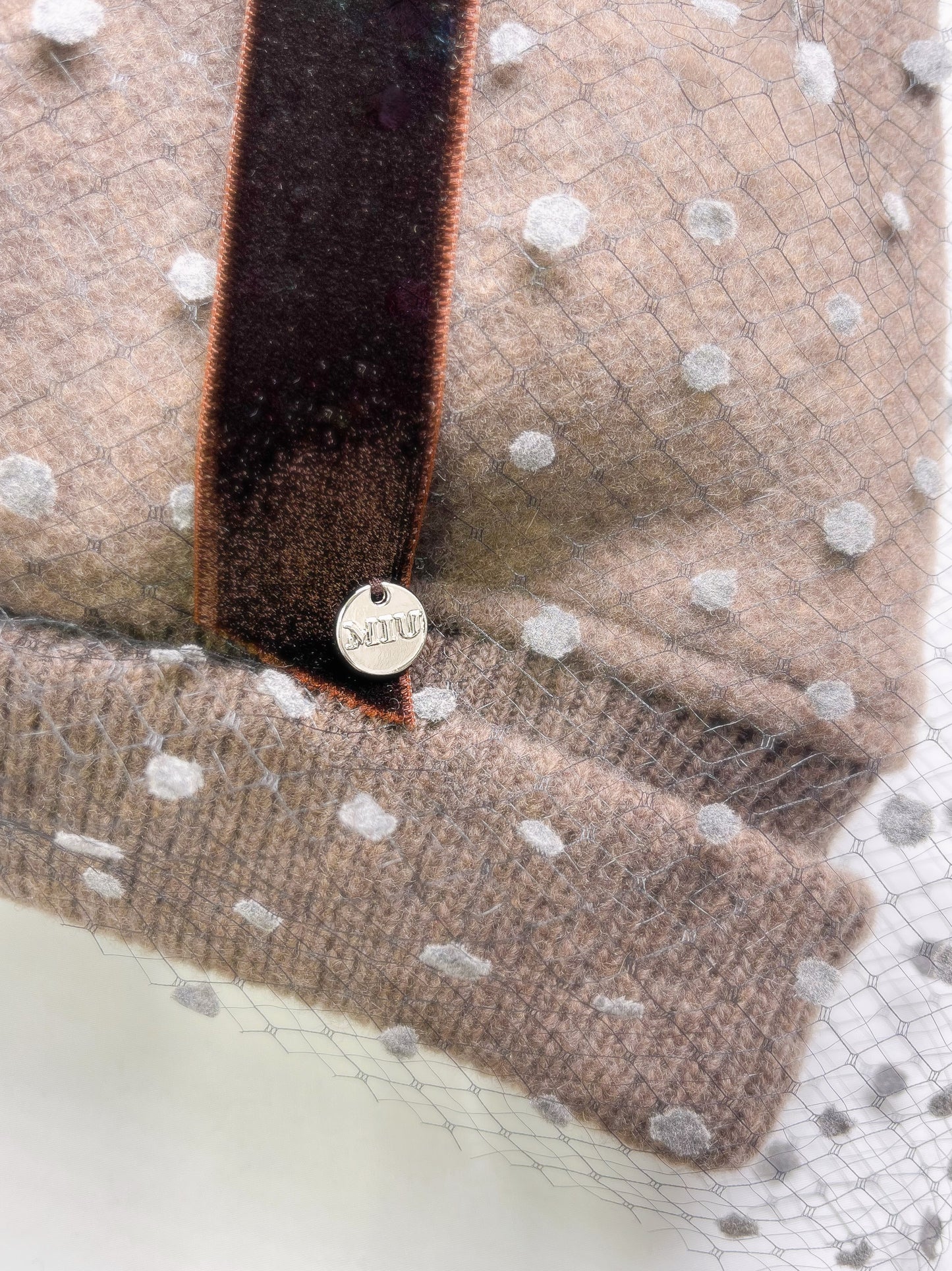Dot Neco Knit2