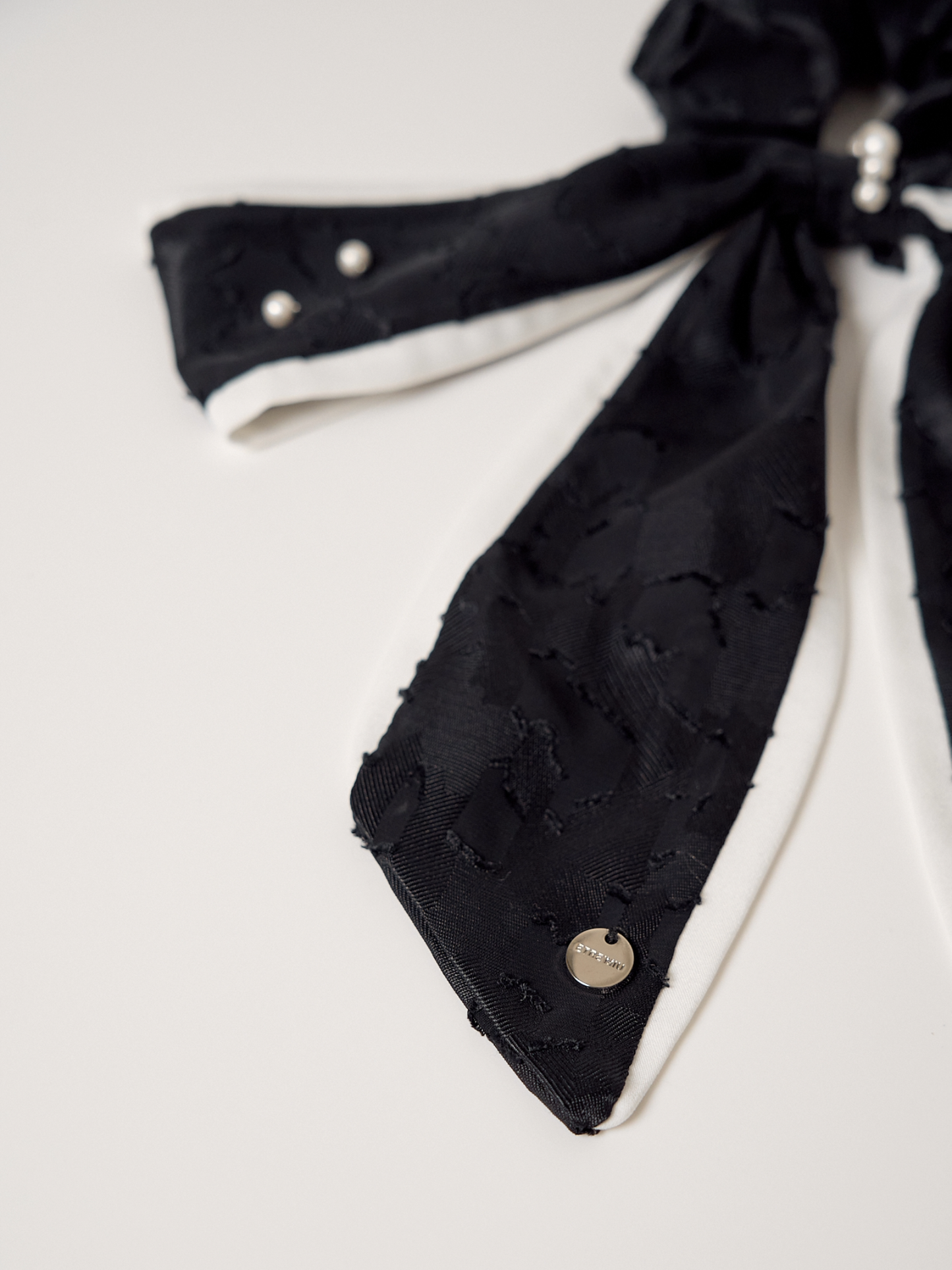 Pearl Ribbon Big Chou Chou