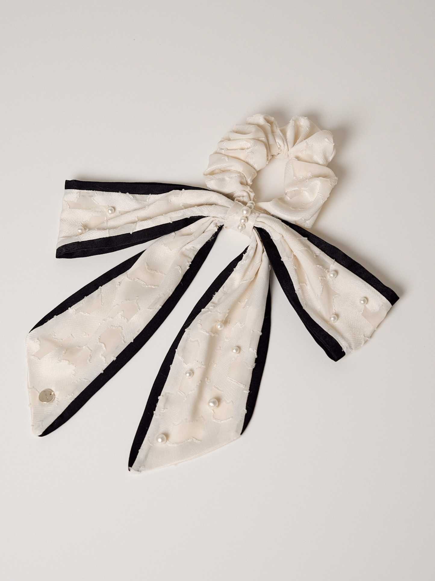 Pearl Ribbon Big Chou Chou