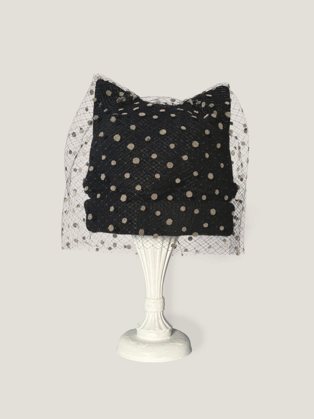 Dot Neco Knit 3｜猫耳デザインとドットチュールのニット帽｜Blackカラー｜商品画像4