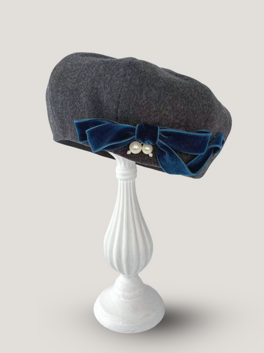 Perl Velvet Bow Beret