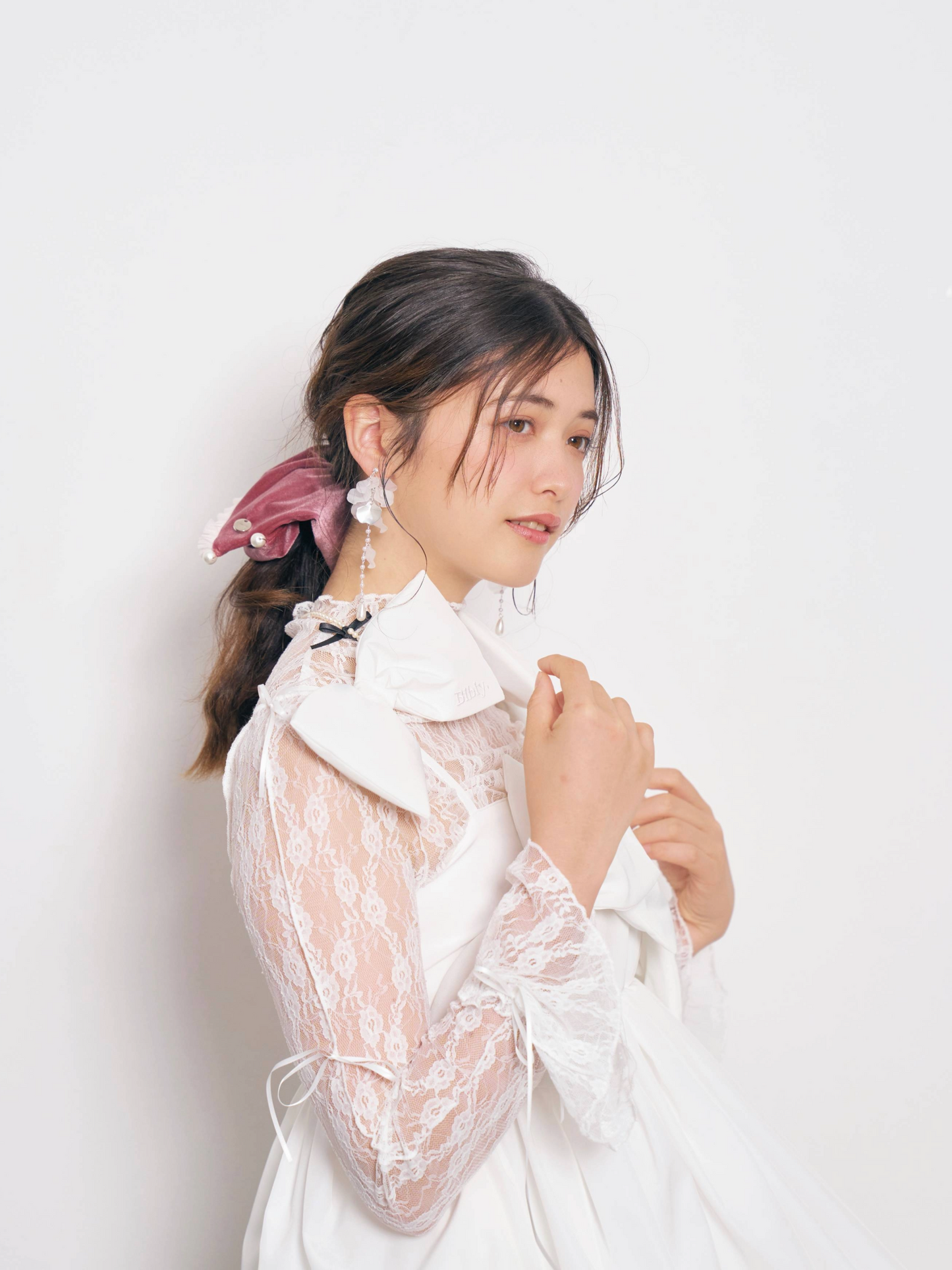 Velour Grace Pearl Chou Chou