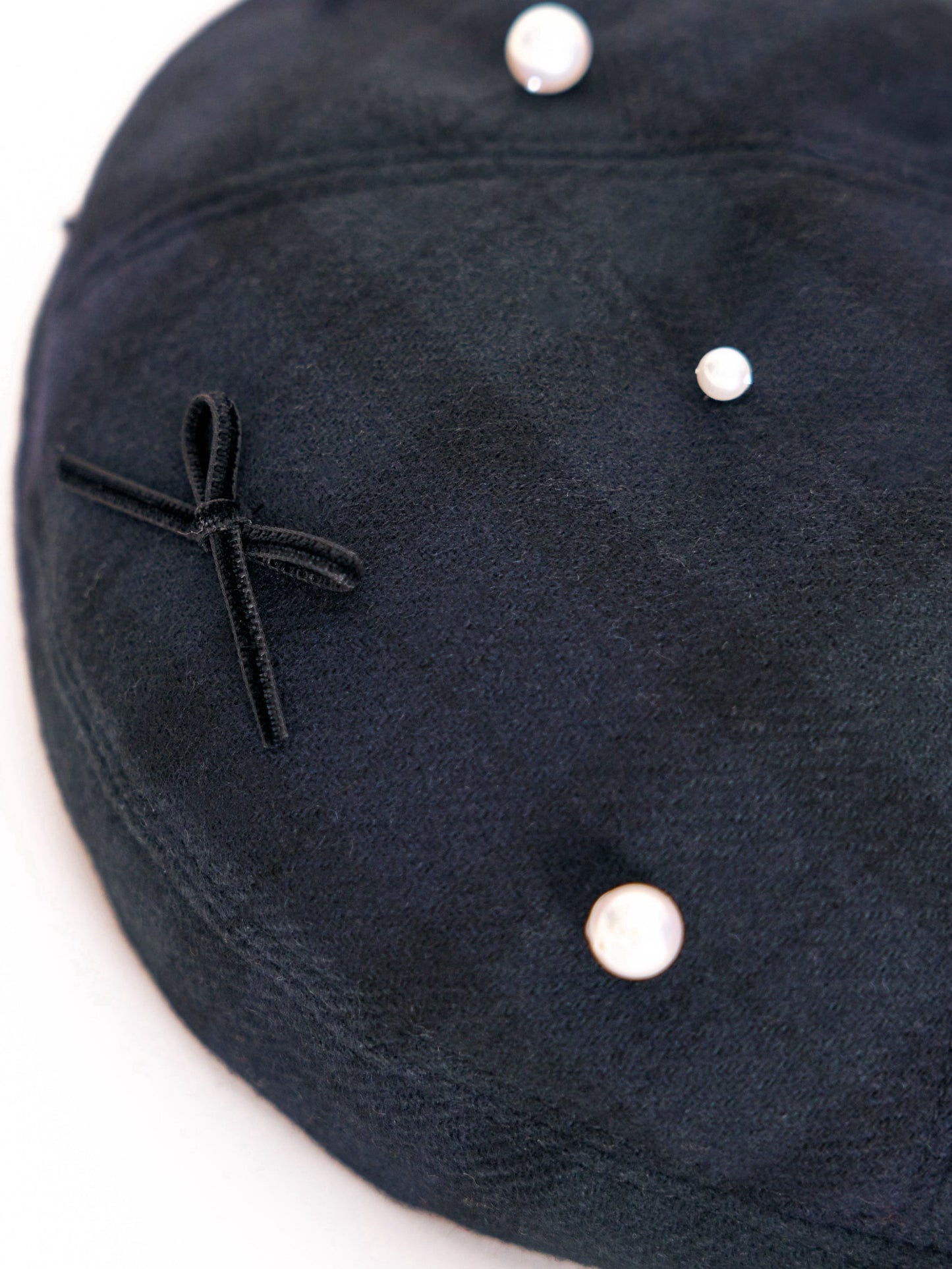 Pearl Ribbon Beret Check